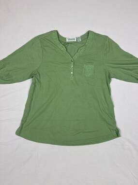 Extra Shenanigans Green Lace Trim Henley Pocket Top 2X